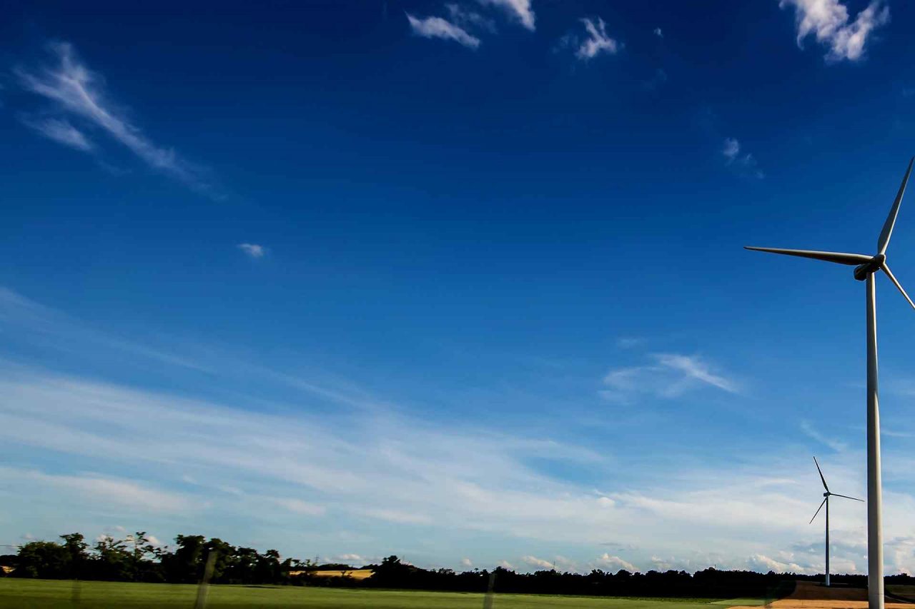 background-wind-green-blue-sky-1280x853.jpg