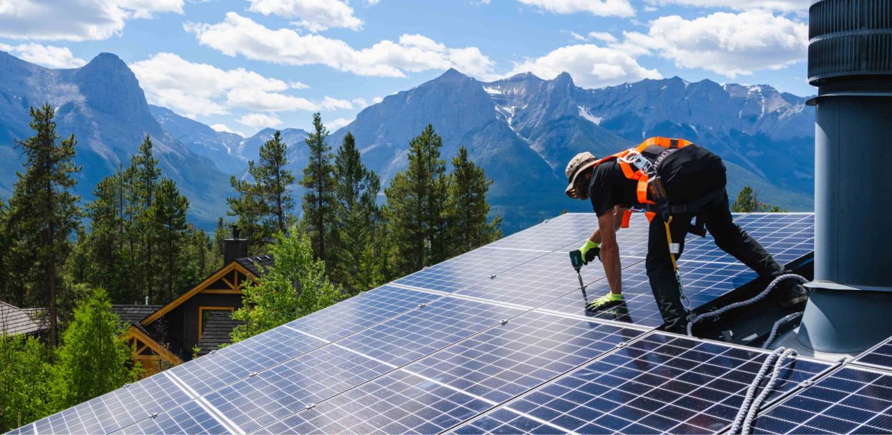 installing-solar-panels-scaled-1-1280x624.jpg